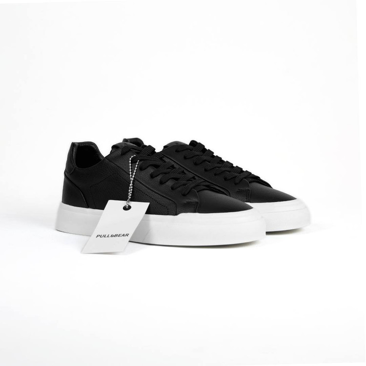 ونس پلم بیر pull & bear